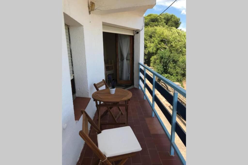 El Faro Apartaments Platja Llarga-Les Salines-Tgn Tarragona Eksteriør billede