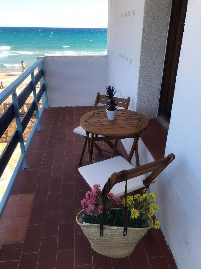 El Faro Apartaments Platja Llarga-Les Salines-Tgn Tarragona Eksteriør billede