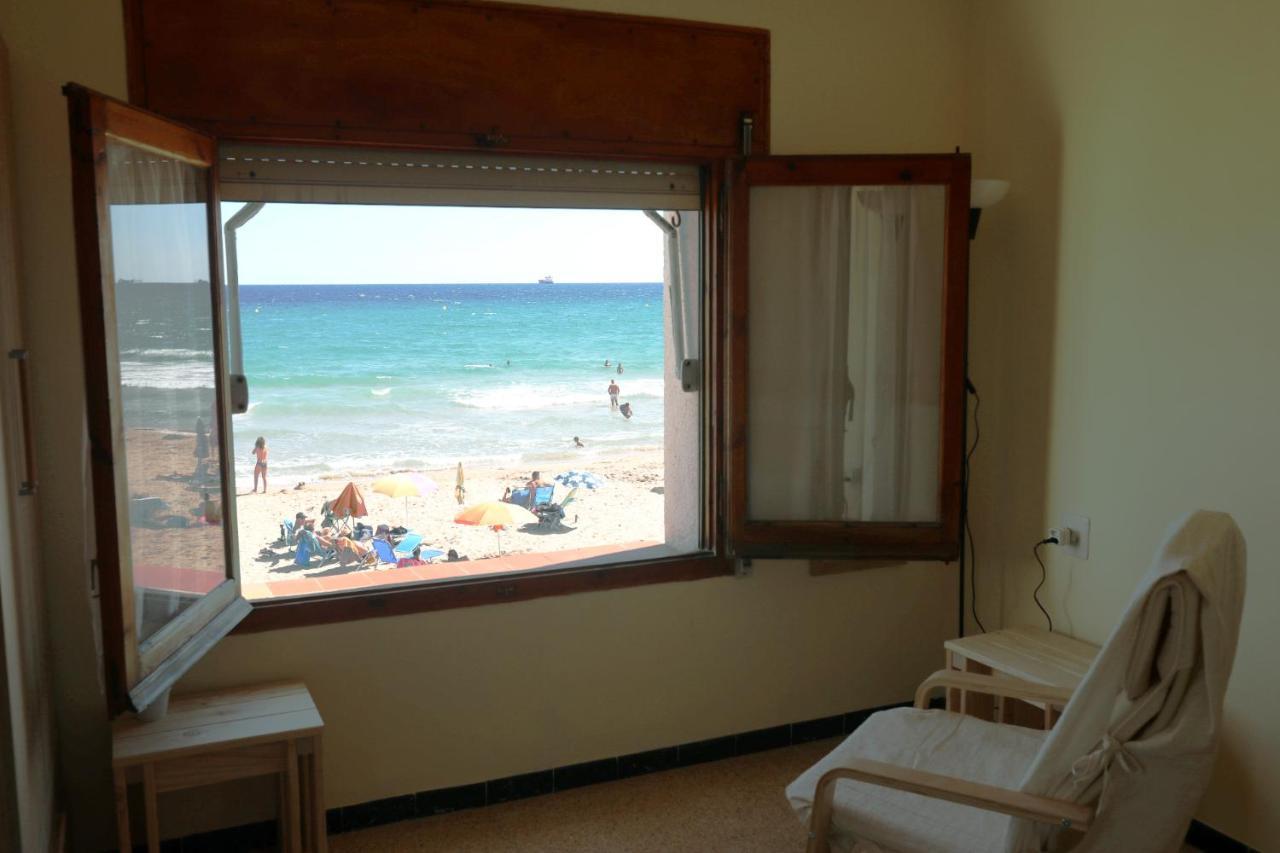 El Faro Apartaments Platja Llarga-Les Salines-Tgn Tarragona Eksteriør billede