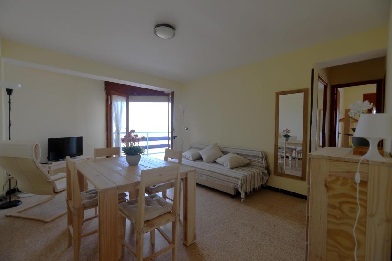 El Faro Apartaments Platja Llarga-Les Salines-Tgn Tarragona Eksteriør billede