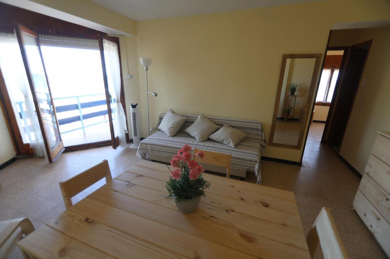 El Faro Apartaments Platja Llarga-Les Salines-Tgn Tarragona Eksteriør billede